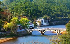 广东温泉宾馆